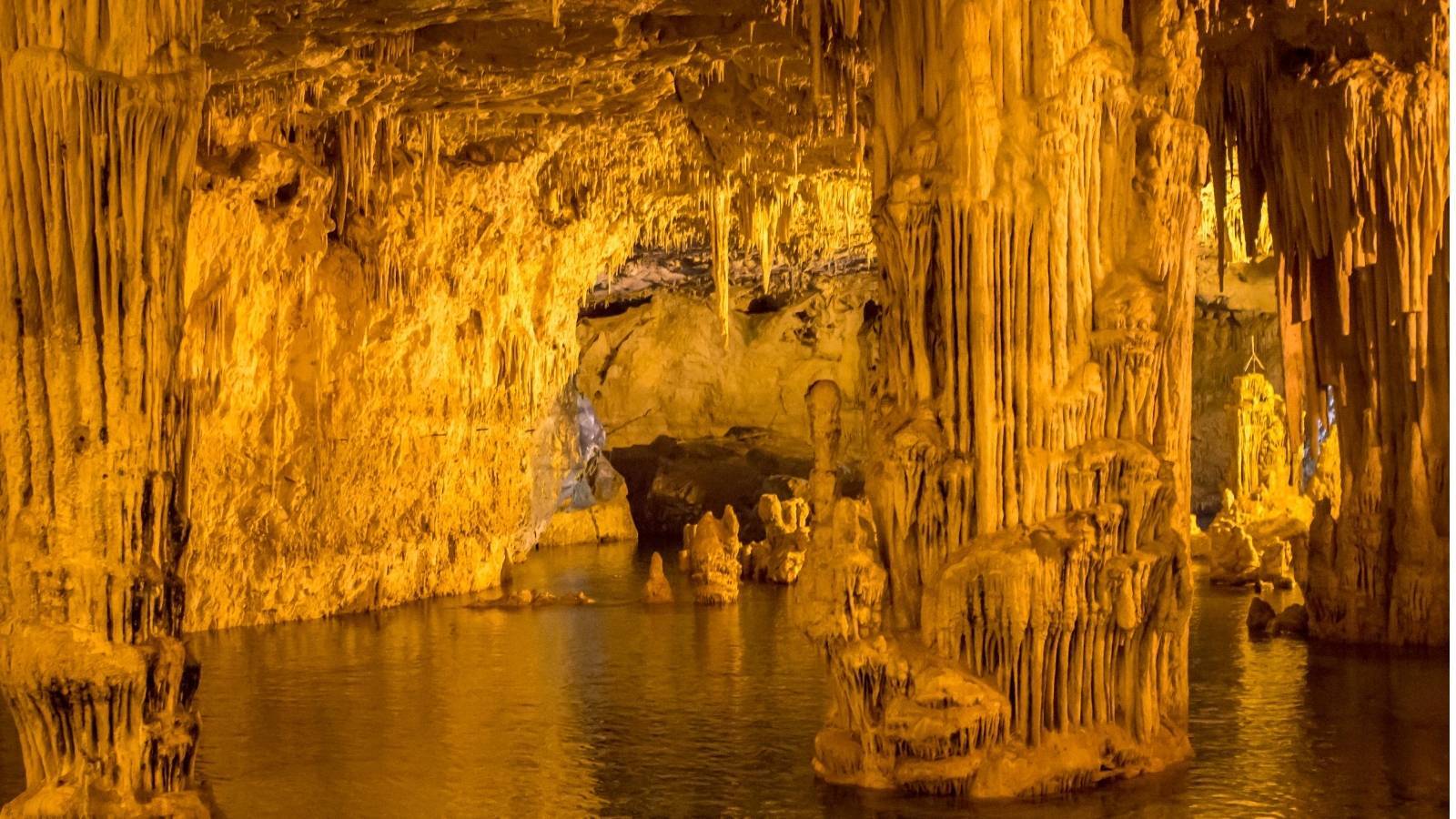 La Gruta de Neptuno a Aghero